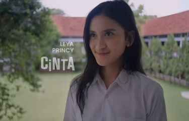 Leya Princy berperan sebagai Cinta dalam film musikal Rangga &amp; Cinta.