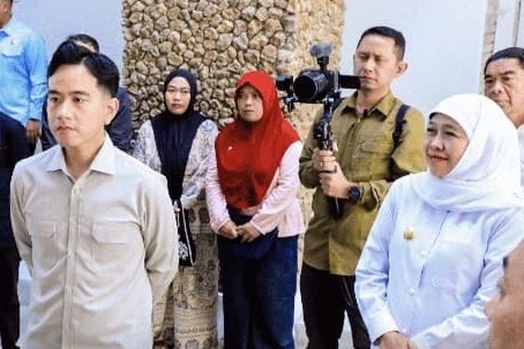 Gibran dan Khofifah Tinjau Pasar Induk Banyuwangi, Bakal Jadi Wisata Kuliner 24 Jam
