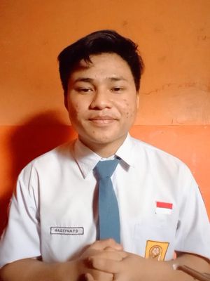 Hadiyanto | SMAN 1 Banjaran Kab. Bandung, Finalis Festival Literasi Siswa Indonesia 2021