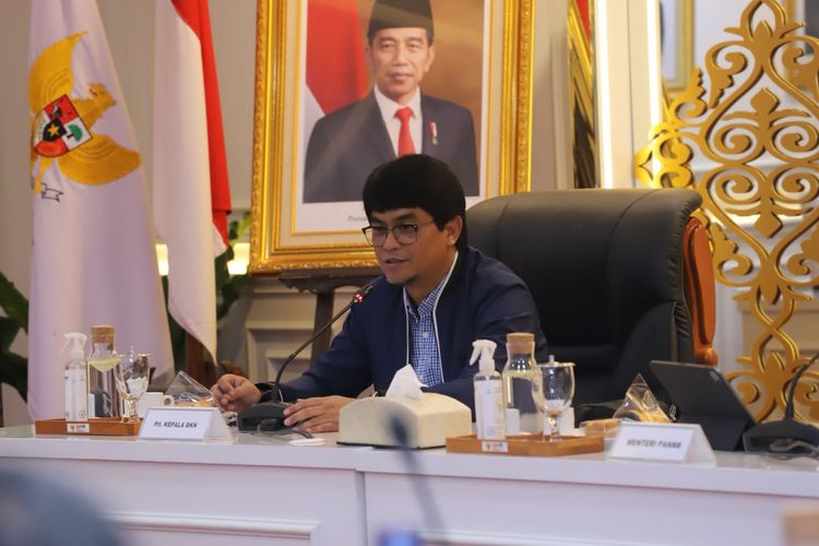Pelaksana tugas (Plt.) Kepala Badan Kepegawaian Negara (BKN) Haryomo Dwi Putranto saat mengikuti rapat pembahasan rancangan peraturan pemerintah (RPP) tentang manajemen aparatur sipil negara (ASN) di Jakarta, Selasa (23/1/2024).