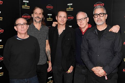 Lirik dan Chord Lagu American Jesus - Bad Religion