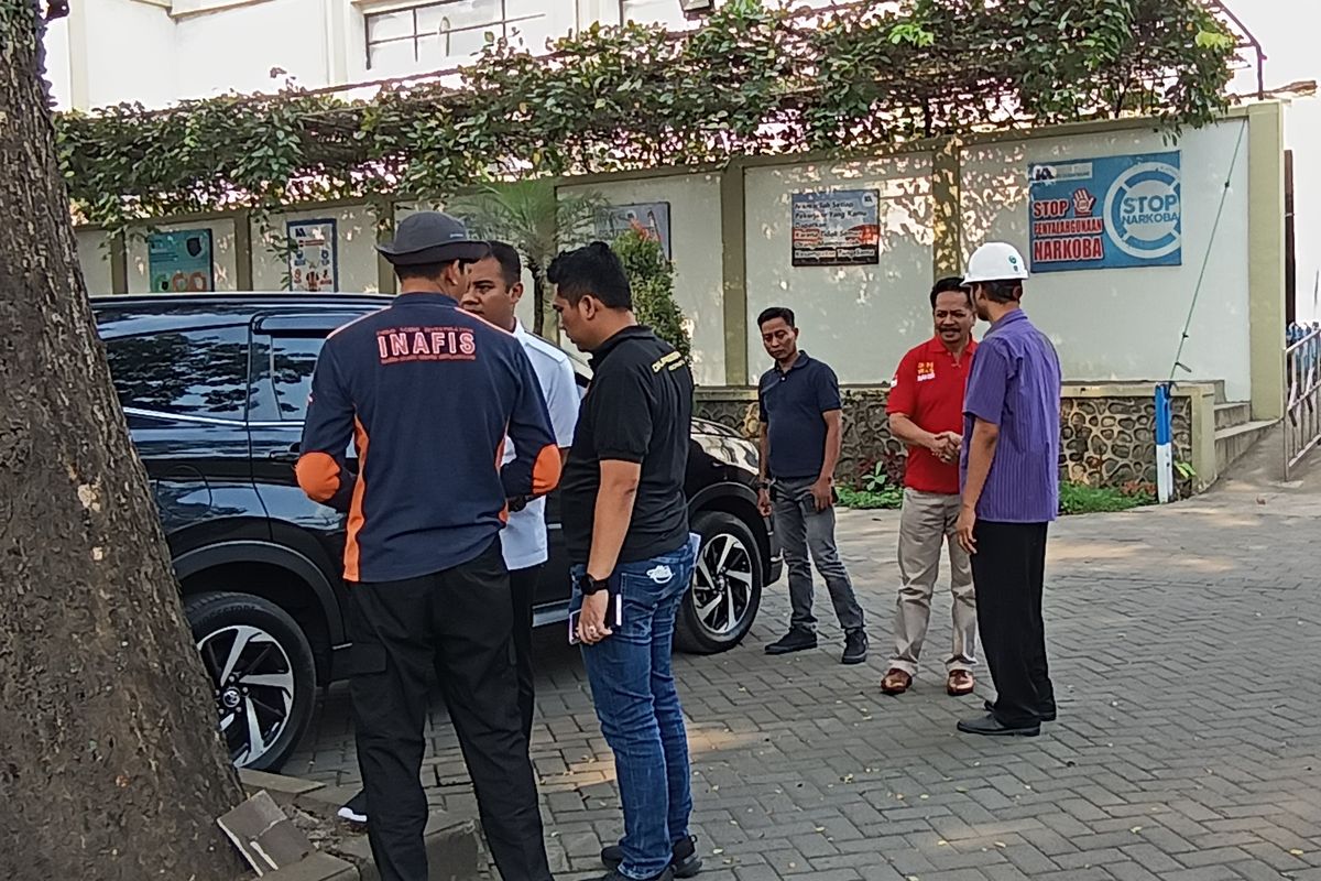 Penyidik Satreskrim Polres Malang saat melakukan pra rekonstruksi di PG Kebonagung, Sabtu (24/6/2023).