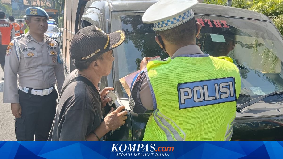 Apakah Polisi Boleh Menilang Tanpa Plang Razia? Begini Aturannya