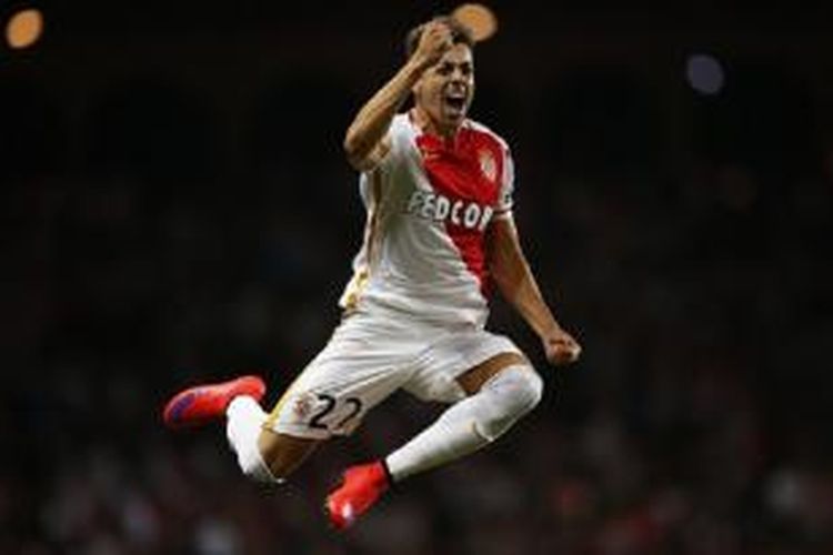 Pemain AS Monaco yang dipinjamkan dari AC Milan, Stephan El Shaarawy. 
