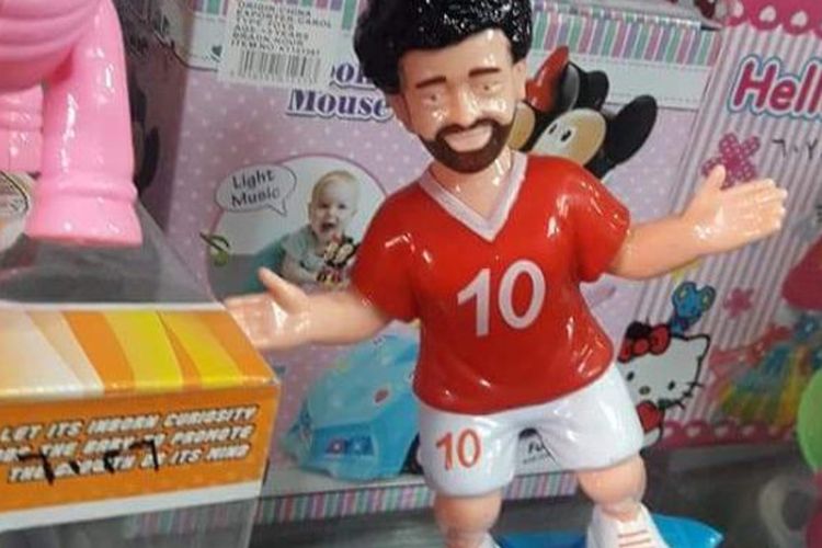 Boneka lentera Mohammad Salah