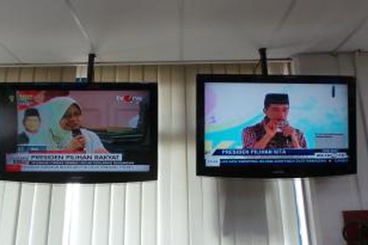 Tayangan Metro TV ketika memberitakan tentang Joko Widodo dan TV One ketika memberitakan tentang Prabowo Subianto