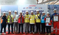 Berkat Proyek LRT Jakarta Fase 1B, Waskita Karya Raih 2 Rekor MURI