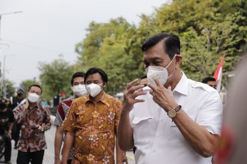 Luhut: Jangan Sampai Penanganan Pandemi Dipolitisasi