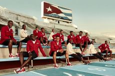 Christian Loboutin Rancang Seragam Tim Olimpiade Kuba