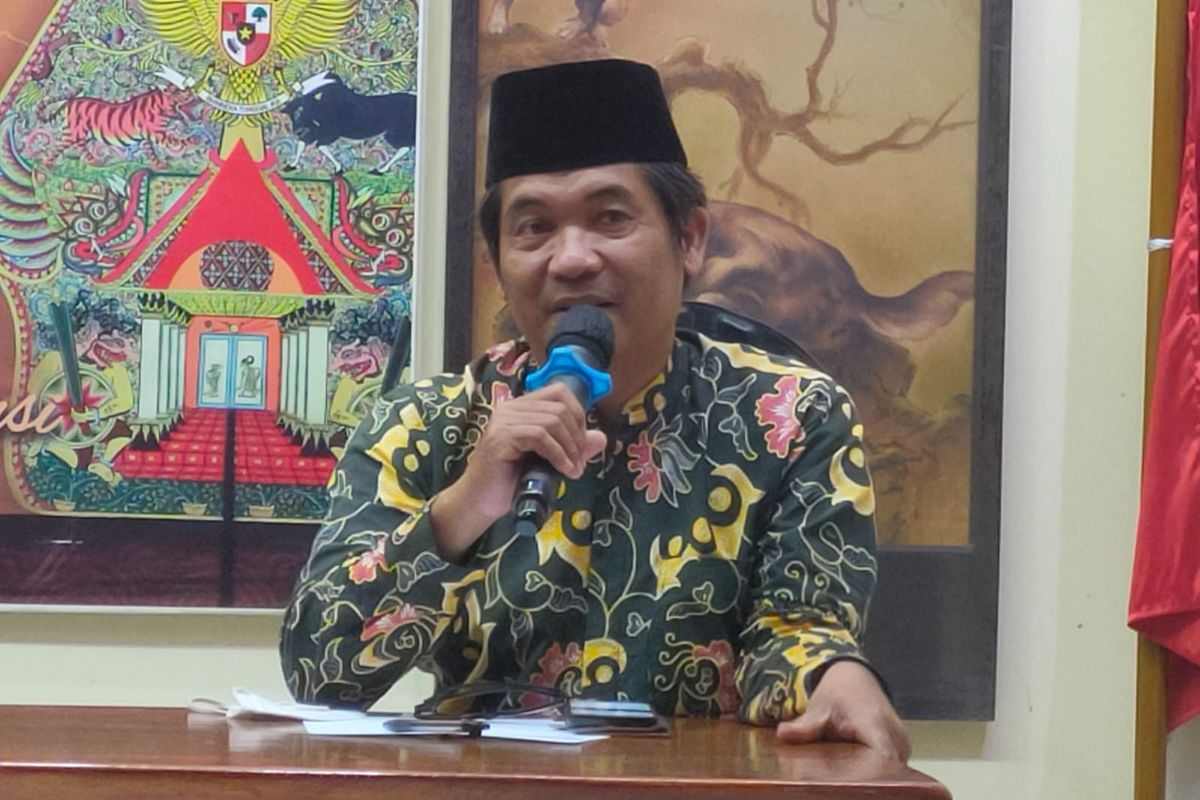 Pengamat politik sekaligus pendiri Lingkar Madani (Lima) Ray Rangkuti dalam diskusi Para Syndicate, di Jakarta, Jumat (14/4/2023). 
