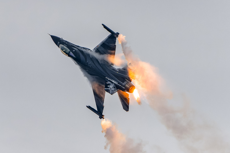 Wilayah NATO Dibajak Rusia Lagi, Rumania Kerahkan Jet Tempur F-16