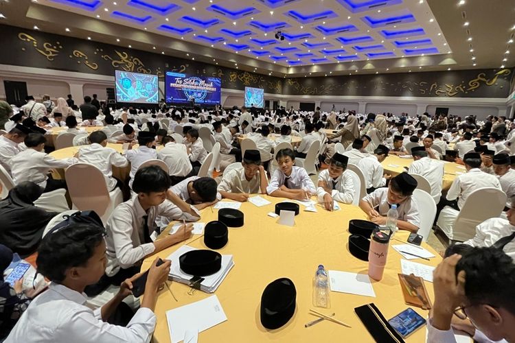 2.500 Calon Santri Bina Insan Mulia Ikuti Tes Seleksi di Tiga Hotel di Cirebon