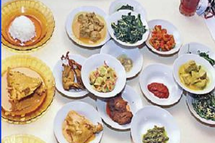 Gulai Kepala Ikan Medan Baru