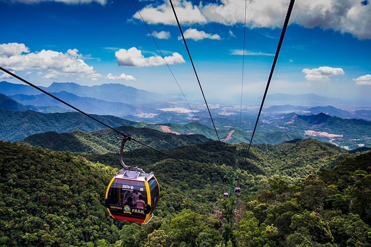 Kereta Gantung di Ba Na Hills, Da Nang, Vietnam.