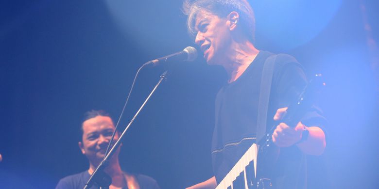 Tanda 40 Tahun Berkarya Fariz Rm Rilis Vinyl Sakura