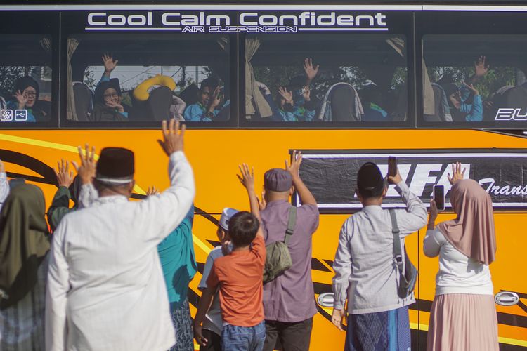 PPIH Siapkan 6.000 Bus Haji, Fasilitas Lengkap hingga USB di Setiap Kursi