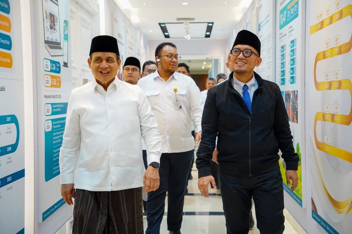Wakil Menteri Haji dan Umrah Dahnil Anzar Simanjuntak dan Wakil Menteri Agama Muhammad Syafi’i dalam pertemuan di Jakarta, Senin (13/10/2025).