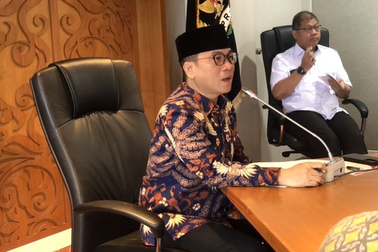 Wakil Ketua MPR RI Yandri Susanto di Kompleks Parlemen, Senayan, Jakarta, Senin (10/7/2023). 
