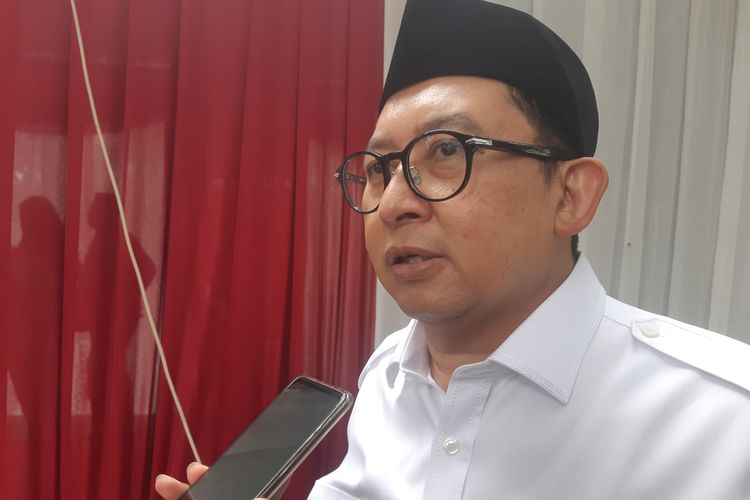 Wakil Ketua Umum Partai Gerindra Fadli Zon saat ditemui di Kantor DPP Partai Gerindra, Ragunan, Jakarta Selatan, Senin (6/2/2023). 