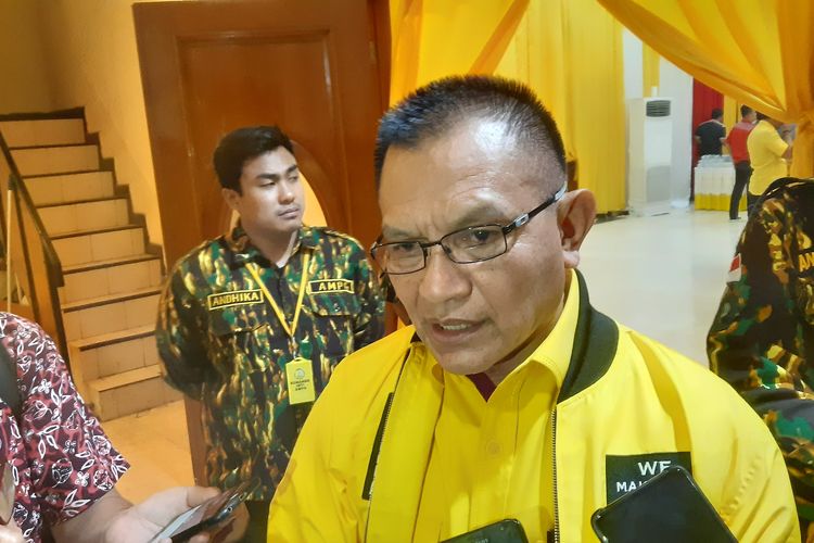 Sekretaris Jenderal Partai Golkar Lodewijk F Paulus usai mengikuti Rapat Pleno Partai Golkar, Rabu (27/11/2019).