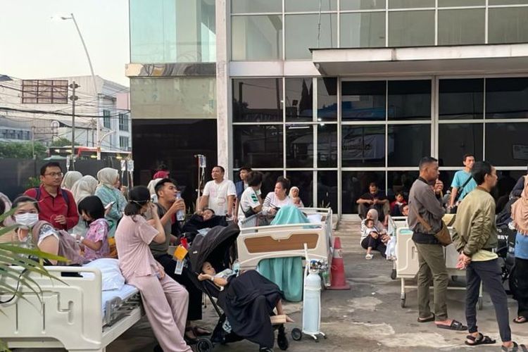 Ruang Farmasi RS Hermina Jatinegara Kebakaran, Penyebab Masih Diselidiki