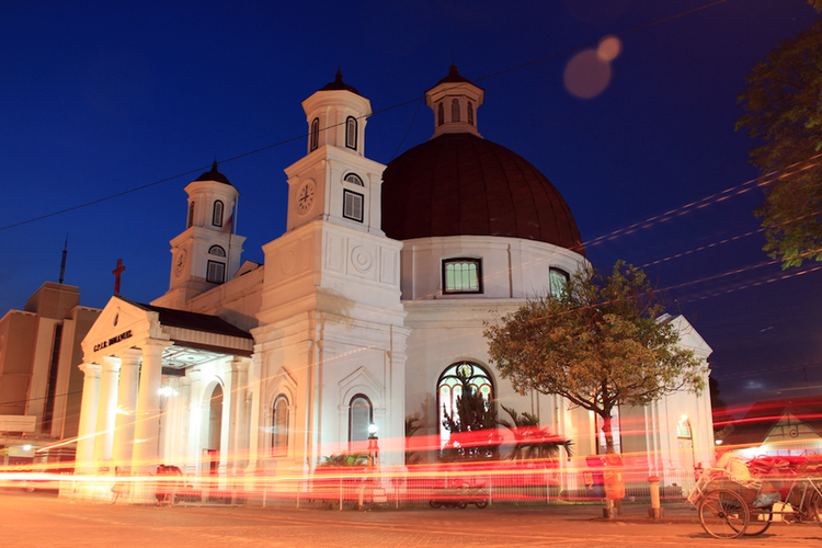 Kota Lama Semarang, salah satu tempat wisata di Semarang yang bisa dikunjungi malam hari.