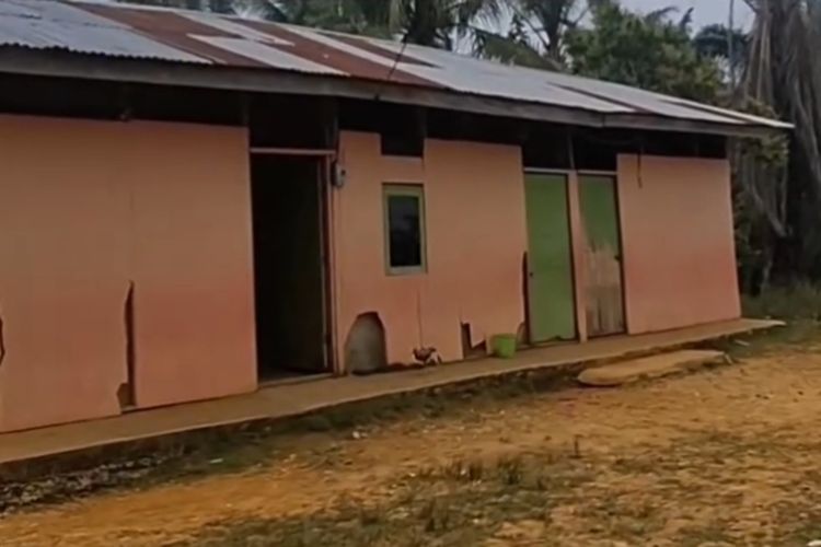 Soal Sekolah Berdinding Triplek di Kampar, Kadisdik: Kami pun Terkejut