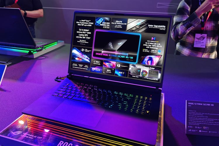 Asus ROG Zephyrus ROG Strix G18 dipajang di area performance hall di kantor pusat Asus di Taiwan