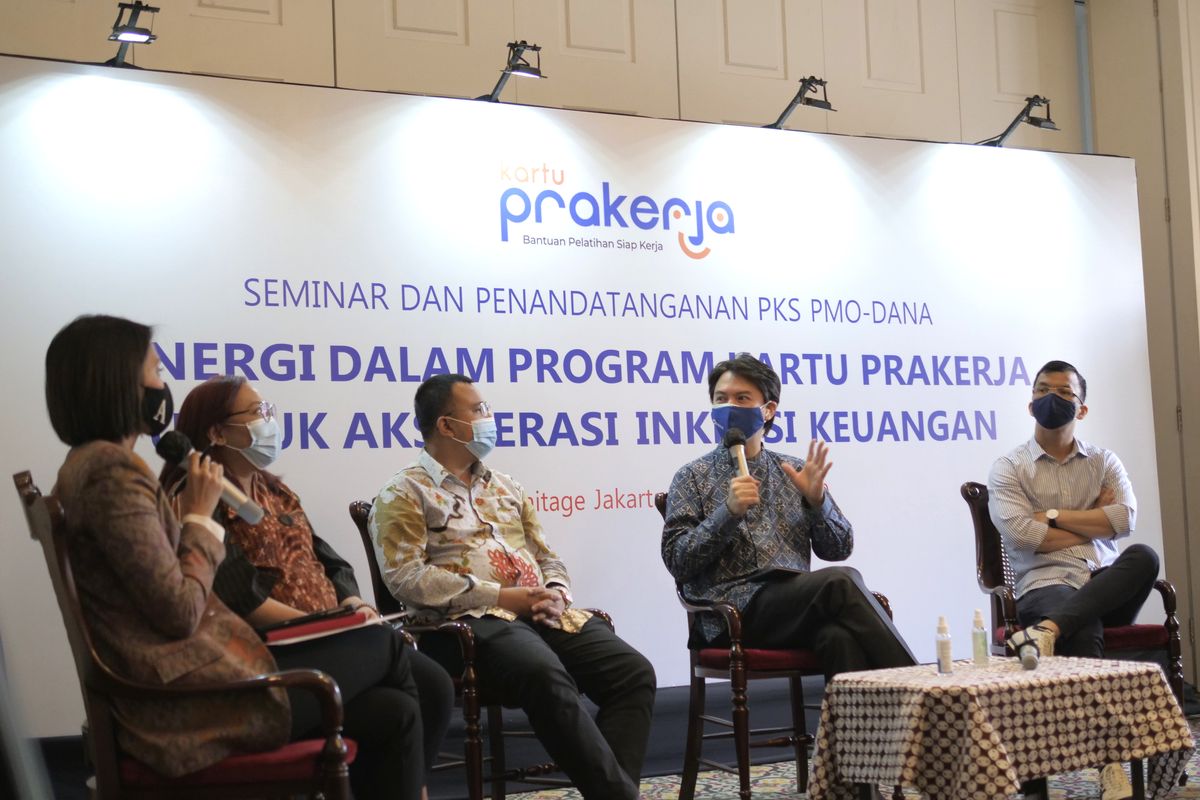 Acara seminar bertema Sinergi dalam Program Kartu Prakerja untuk Akselerasi Inklusi Keuangan yang diselenggarakan di Jakarta, Rabu (14/10/2020). 