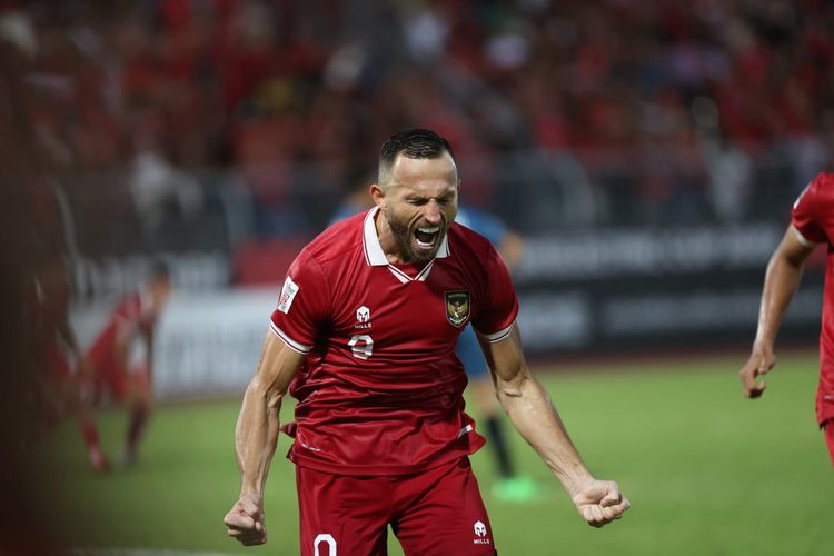 Ekspresi striker timnas Indonesia Ilija Spasojevic setelah berhasil menjebol gawang Brunei Darussalam pada laga Grup A Piala AFF 2022 di Stadion Kuala Lumpur, Malaysia, pada Senin (26/12/2022).
