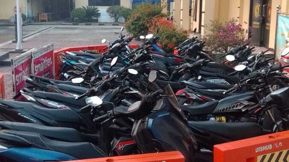 Illegal Street Racers in Majalaya Spy on Police Before Acting; 47 People and 25 Motorcycles Seized