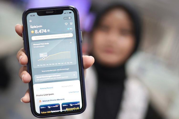 Fitur terbaru Bank Mandiri yaitu Livin?poin di Aplikasi Livin? by Mandiri yang dapat ditukarkan dengan berbagai hadiah oleh nasabah. 
