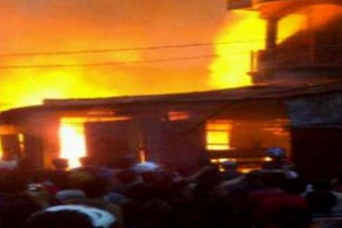 Pasar Palangkaraya Terbakar, 150 Kios dan Lapak Ludes