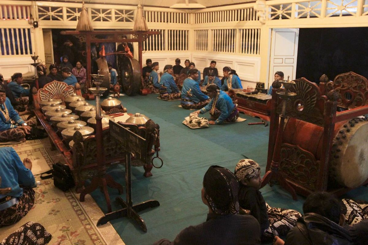 Mengenal Gamelan Sekaten Keraton Yogyakarta, Kyai Guntur Madu dan Kyai Nogo  Wilogo