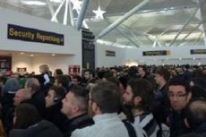 Penerbangan di London Tertunda akibat Penumpang 