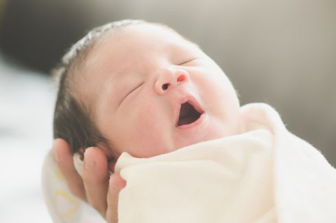 Bedong Modern yang Bikin Bayi Lebih Bebas Bergerak