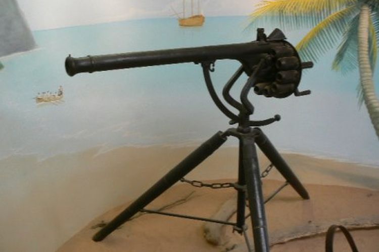Senapan mesin pertama dunia Puckle Gun