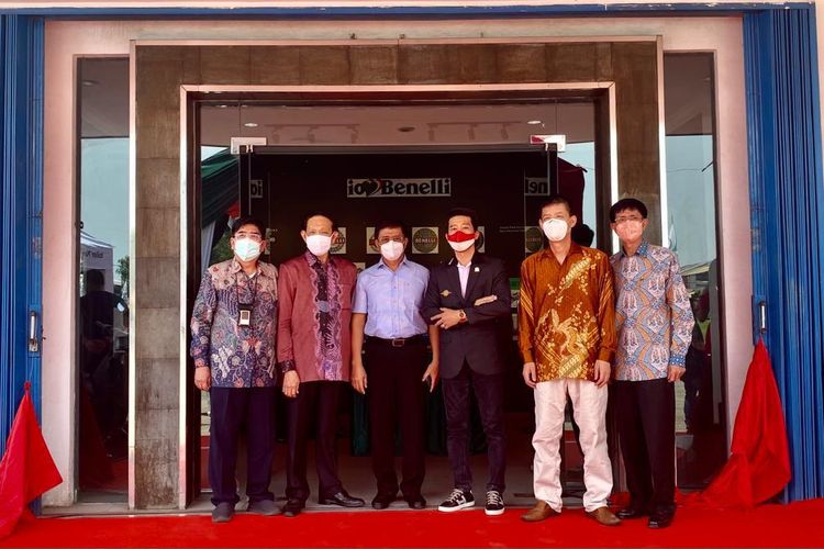 Benelli Indonesia meresmikan pendirian pabrik baru di kawasan Klapanunggal, Bogor, Minggu (10/10/2021).