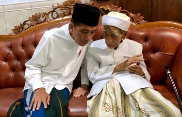 Fakta Kenangan Mbah Moen, Politik Tak Hanya Kepentingan Sesaat ...