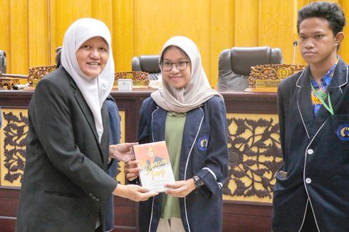 Anggaran Beasiswa Ditambah, DPRD Surabaya Ajak Masyarakat Manfaatkan Peluang