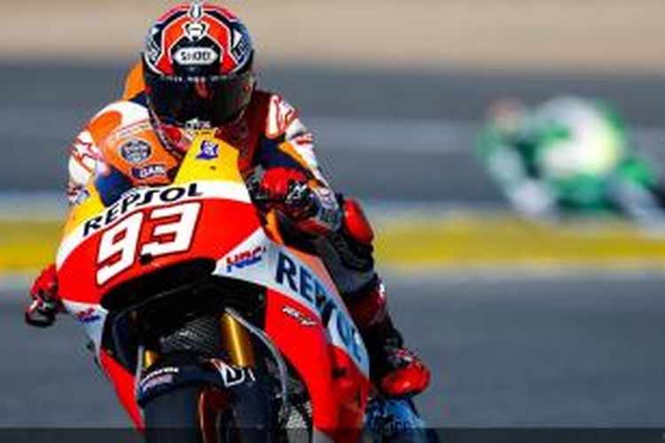 Pebalap Repsol Honda asal Spanyol, Marc Marquez, memacu motornya di Sirkuit Jerez pada sesi latihan bebas kedua GP Spanyol, Jumat (2/5/2014).