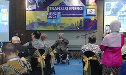 Emil Salim Institute Luncurkan Buku 'Transisi Energi, Energi Baru dan Terbarukan'