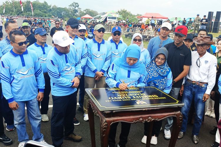 Beri Nama Sirkuit Suryo di Magetan, Khofifah: Pahlawan Nasional dari Magetan