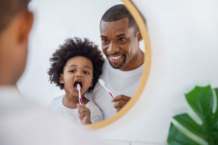 Ilustrasi apa manfaat menggosok gigi dengan rutin?