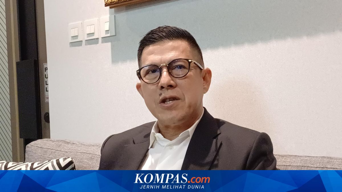 Anggota DPR: Berikanlah Kesempatan kepada Adies Kadir sebagai Hakim MK ~WR

Klik untuk baca: