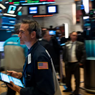 Ditopang Data Ekonomi yang Kuat, Wall Street Berakhir Hijau