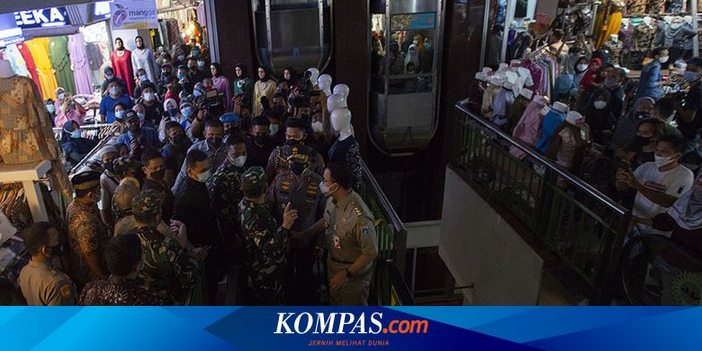 PPKM Dilonggarkan, Pasar Tanah Abang Kembali Dibuka - Vimarsana News