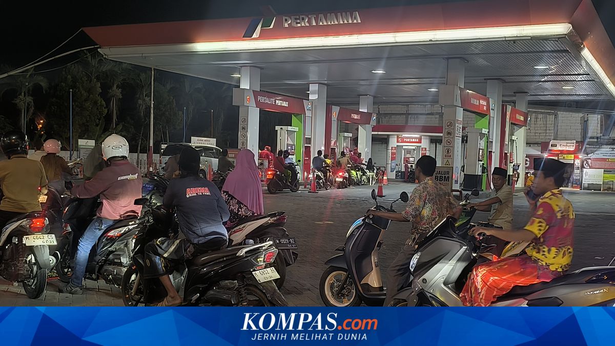 Pertalite Mulai Sulit, Antrean Mengular di Satu SPBU di Pamekasan