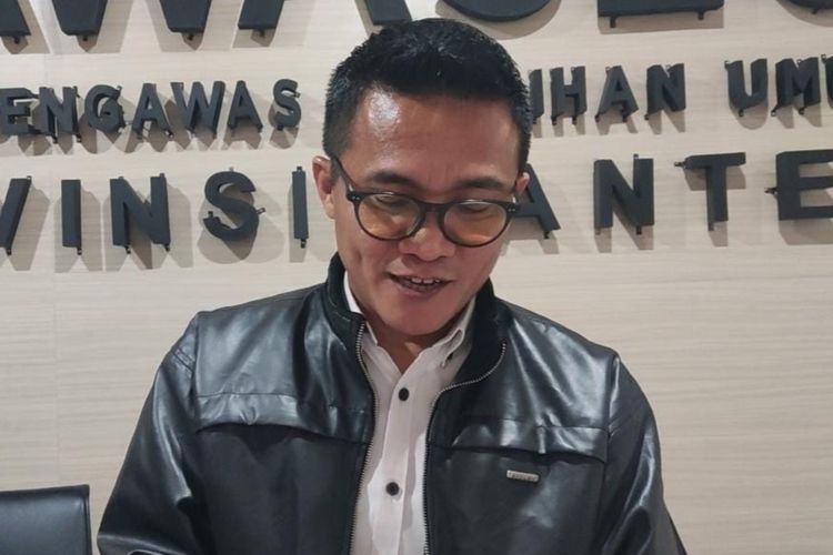 Komisioner Bawaslu Banten Badrul Munir menyebut ada laporan masuk dari masyarakat terkait postingan Pemprov Banten di media sosial