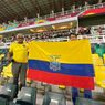 Cerita Suami Istri Asal Ekuador Datang ke Stadion GBT untuk Dukung Tim Kesayangannya